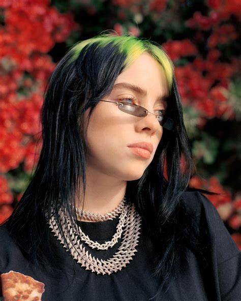 Jun 4, 2021 · Published June 4, 2021, 10:36 a.m. ET. Billie Eilish almost busted out of her outfit while busting a move. The Grammy winner, 19, shared some playful behind-the-scenes footage from her new “Lost ... 